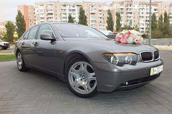  Автомобиль для свадьбы BMW-735